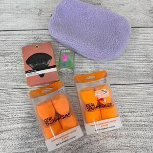 Lot Of Make Up Sponges & Puffs